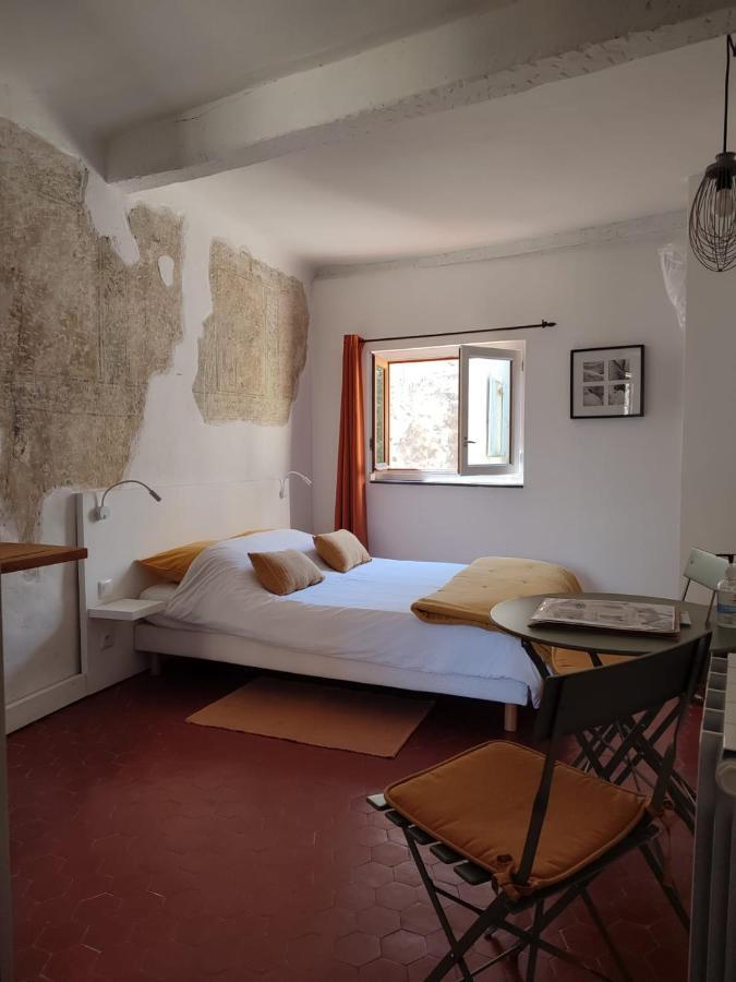 Chambre D'Hotes Les Tomettes Bed & Breakfast Ванс Екстериор снимка